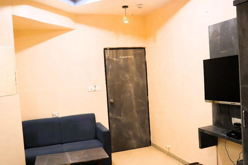 Hotel Vrundavan image