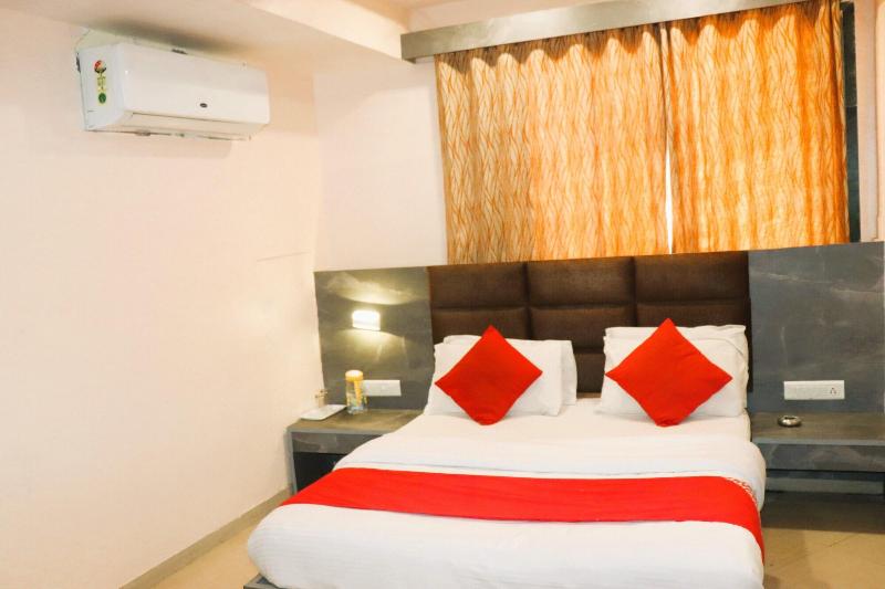Hotel Vrundavan image