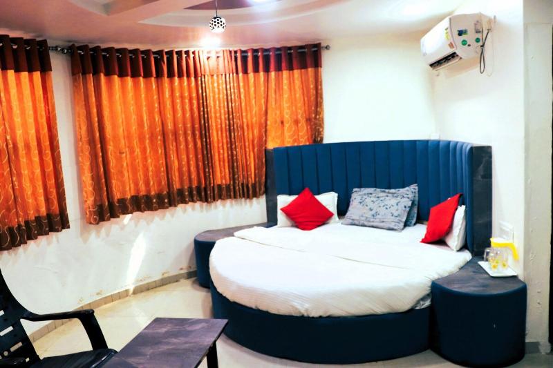 Hotel Vrundavan image