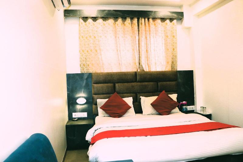 Hotel Vrundavan image