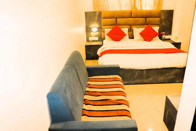 Hotel Vrundavan image