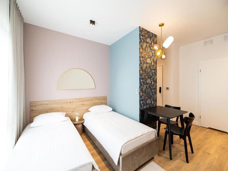 B85 Suites image