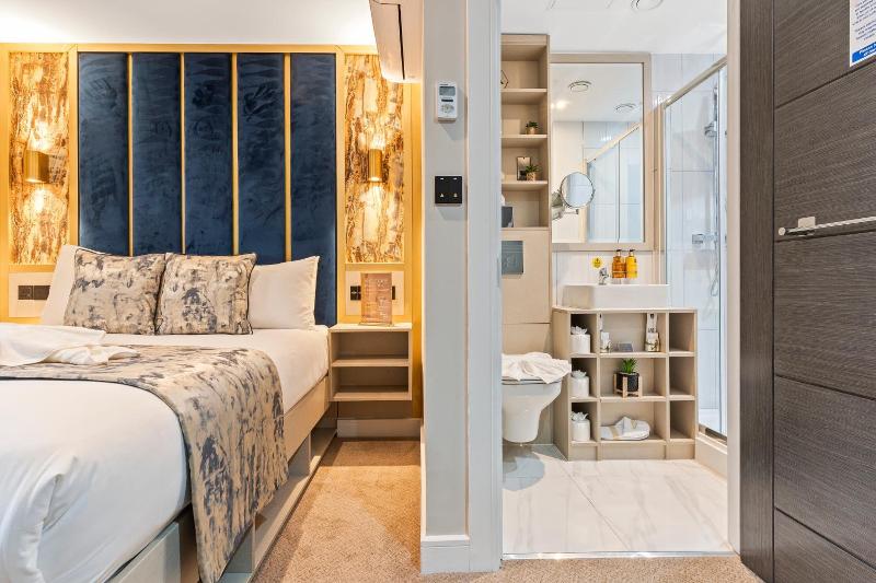 Hotel Holloway image