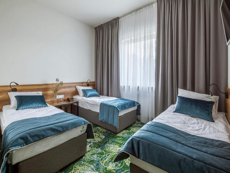 Bloom Hotel Airport Ok Ocie image