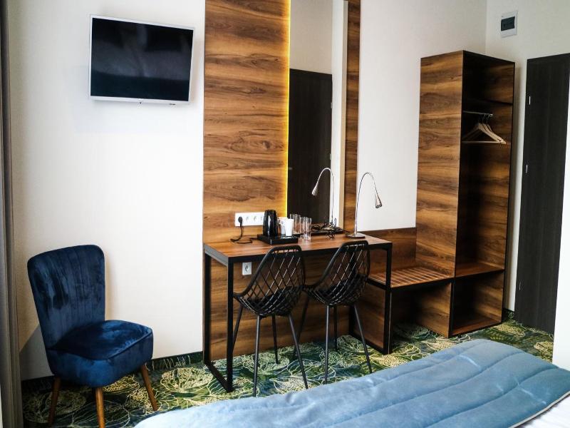 Bloom Hotel Airport Ok Ocie image