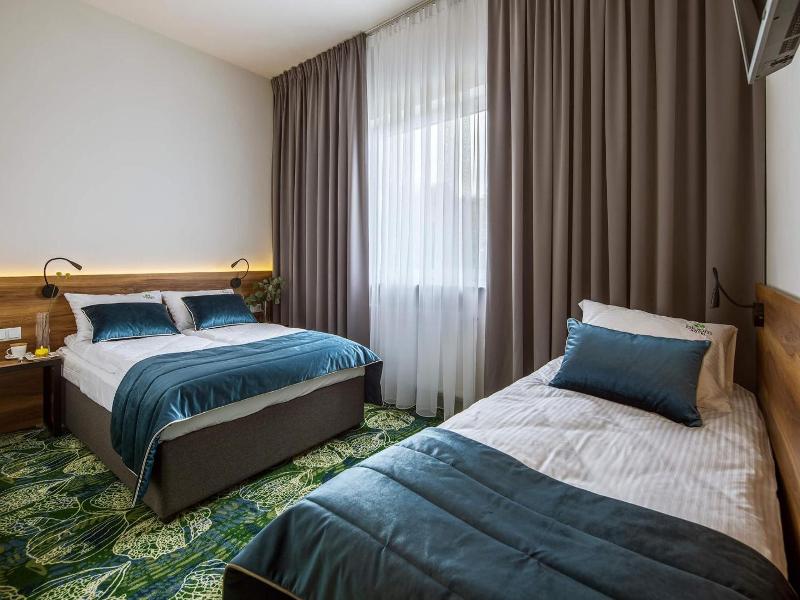 Bloom Hotel Airport Ok Ocie image