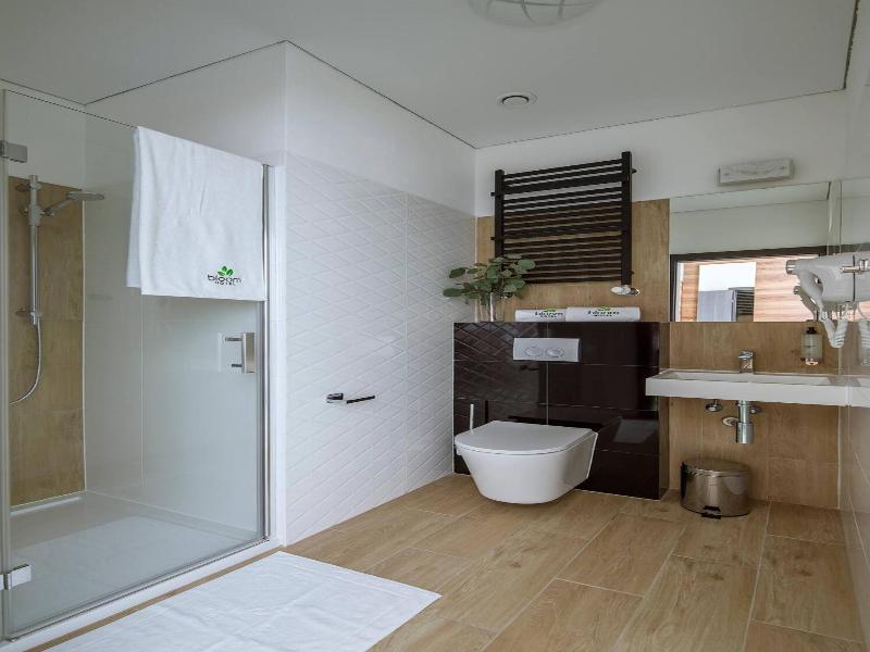 Bloom Hotel Airport Ok Ocie image
