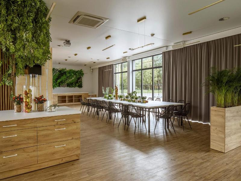 Bloom Hotel Airport Ok Ocie image