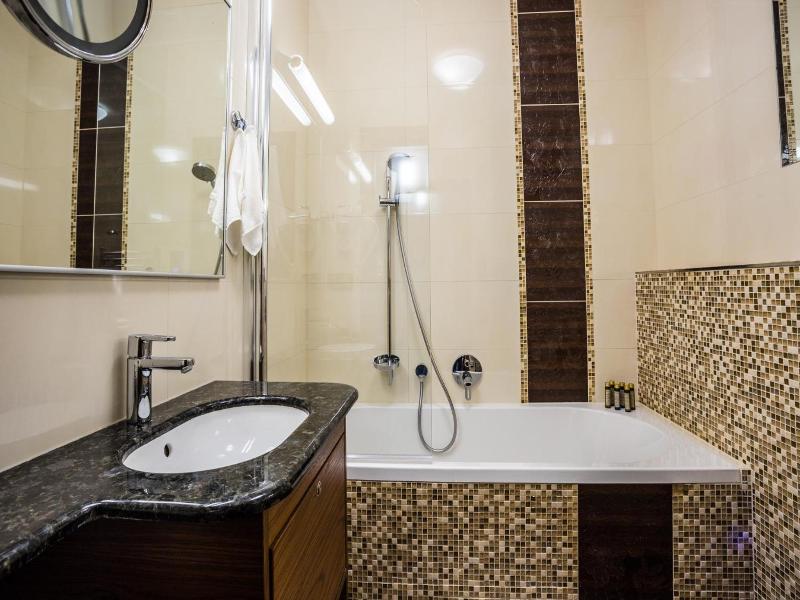 Wellness Hotel Lvnwe image
