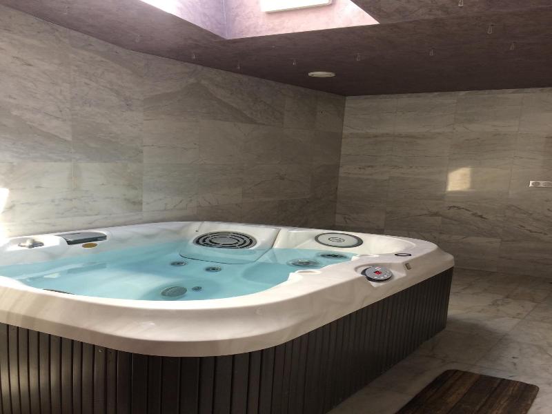 Wellness Hotel Lvnwe image