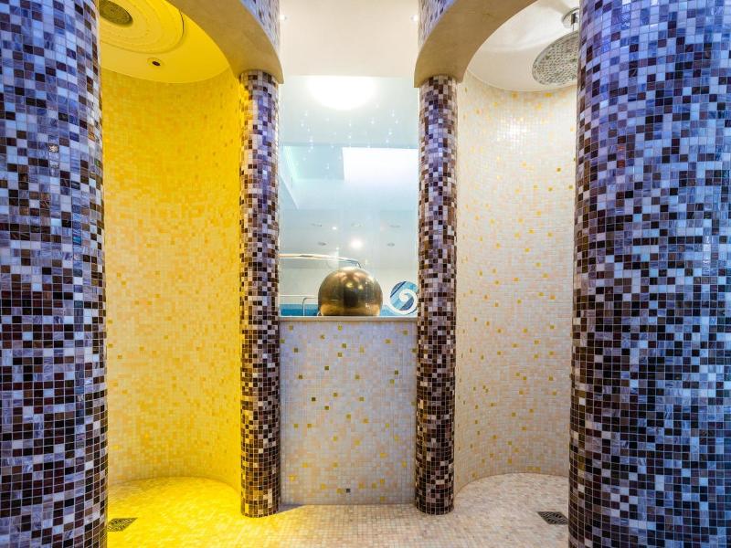Wellness Hotel Lvnwe image