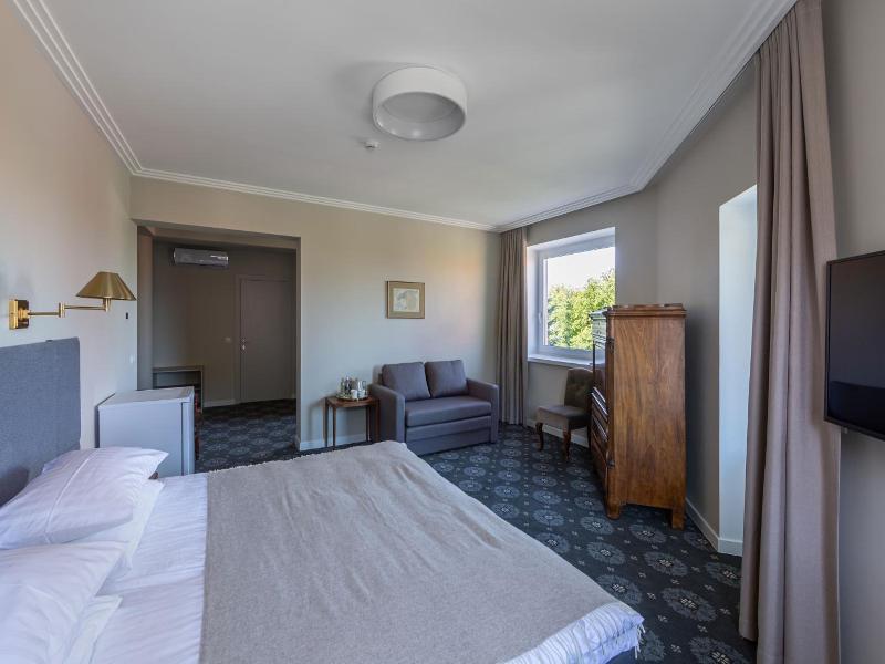 Park Hotel Iauliai image