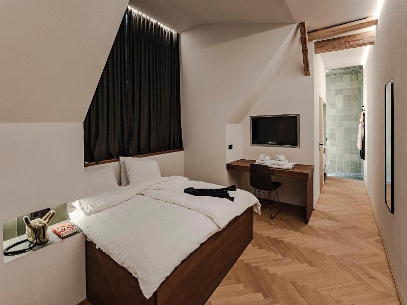 Lukas Kapeller Hotel Und Restaurant image