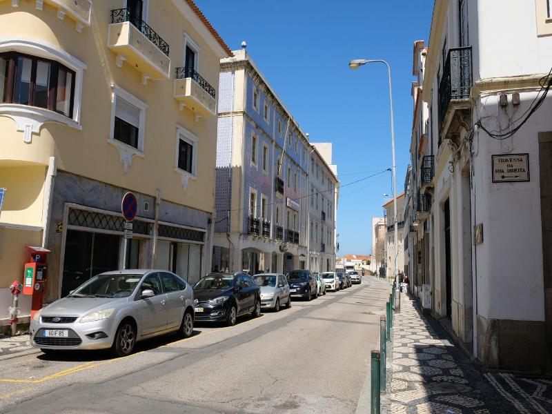 Yellow Inn Aveiro image