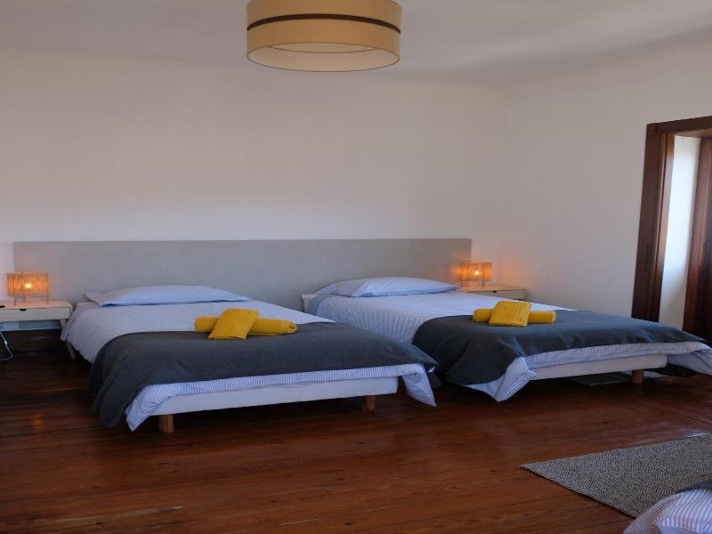 Yellow Inn Aveiro image