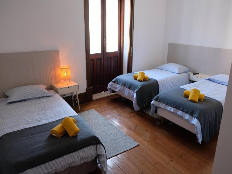 Yellow Inn Aveiro image