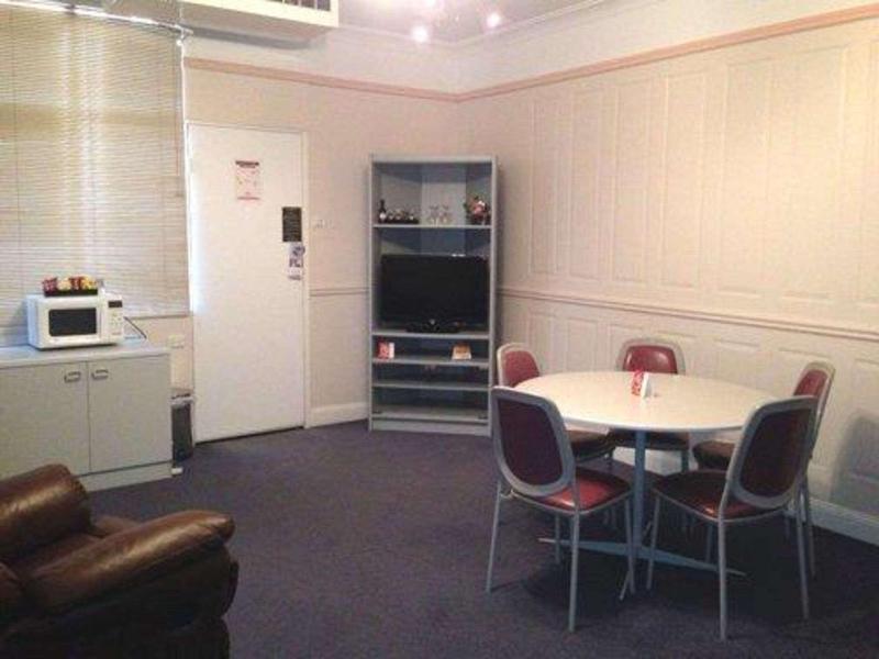 Comfort Inn Crystal image