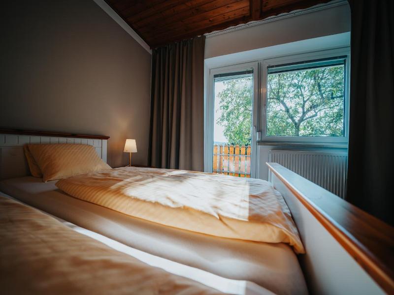 Hotel Leo image