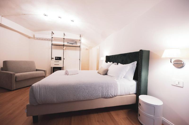 Carlo Felice Boutique Hotel image