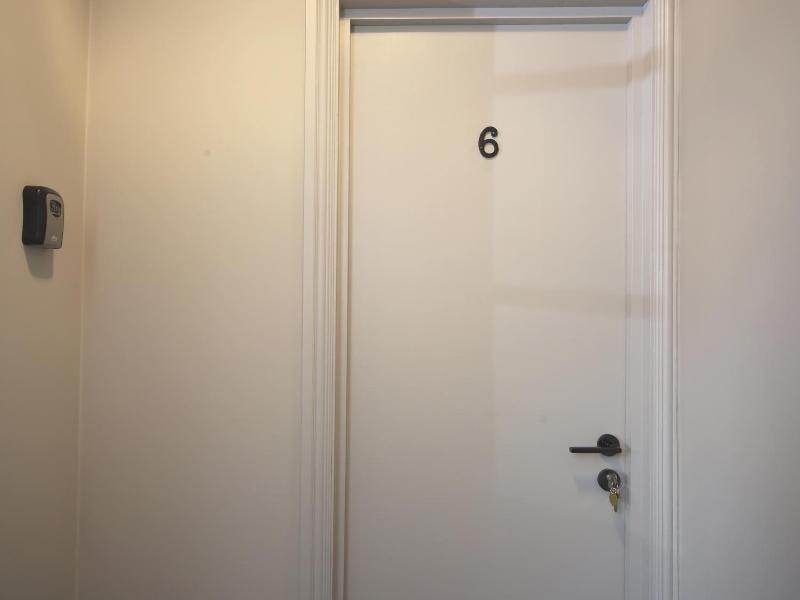 The Solo No 1 Bank Chambers image