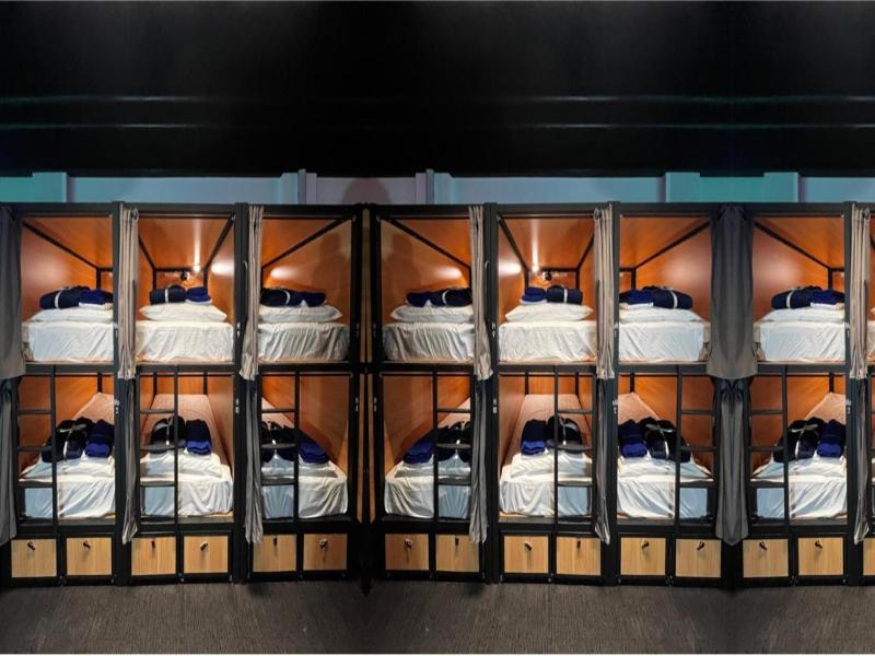 Capsuleaccom Hostel image