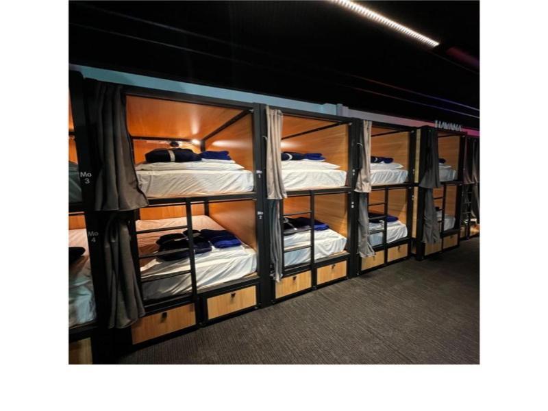 Capsuleaccom Hostel image