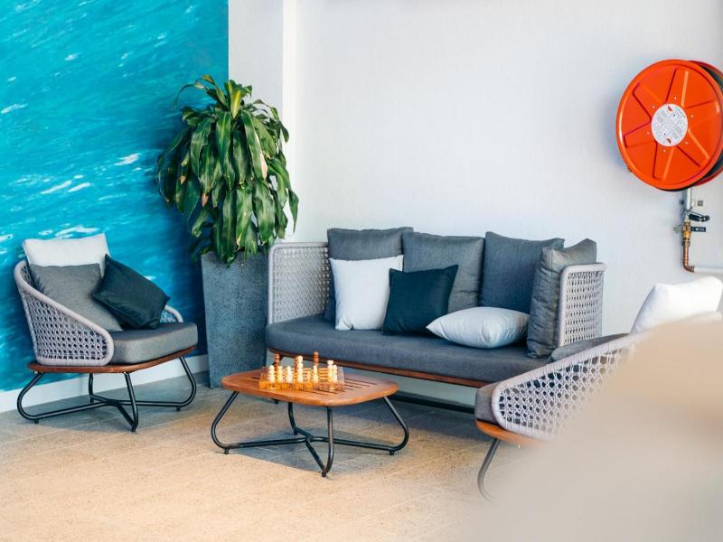Capsuleaccom Hostel image