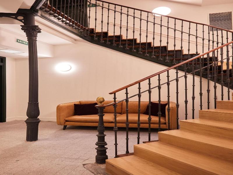 Latroupe Prado Hostel image