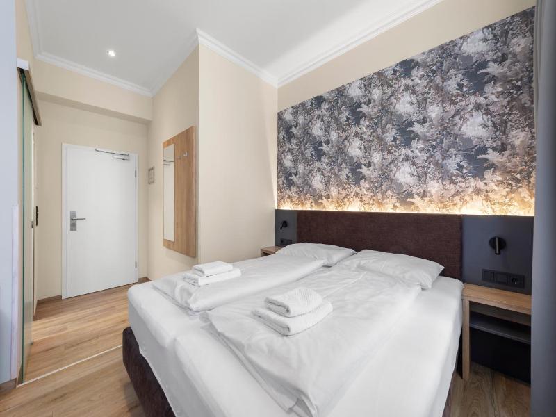 Sona Boutique Hotel image