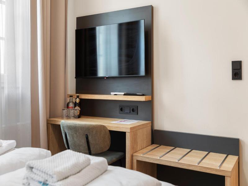 Sona Boutique Hotel image