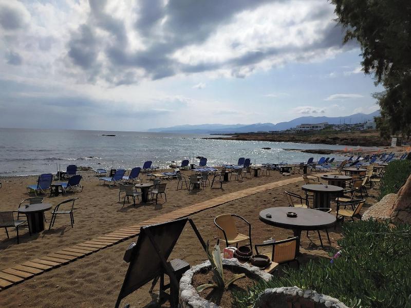 Iliostasi Beach Apts image