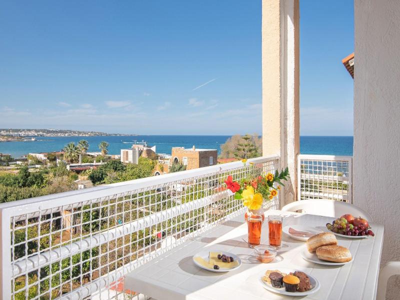 Iliostasi Beach Apts image