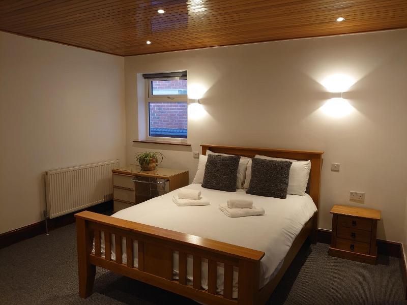 The Elmsleigh Suite At Claremont Hotel image