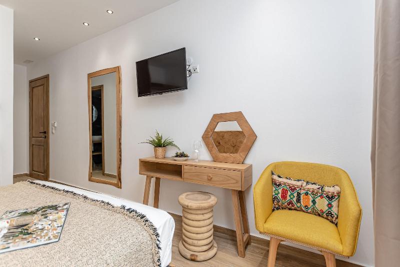 Galazia Boutique Apartments image