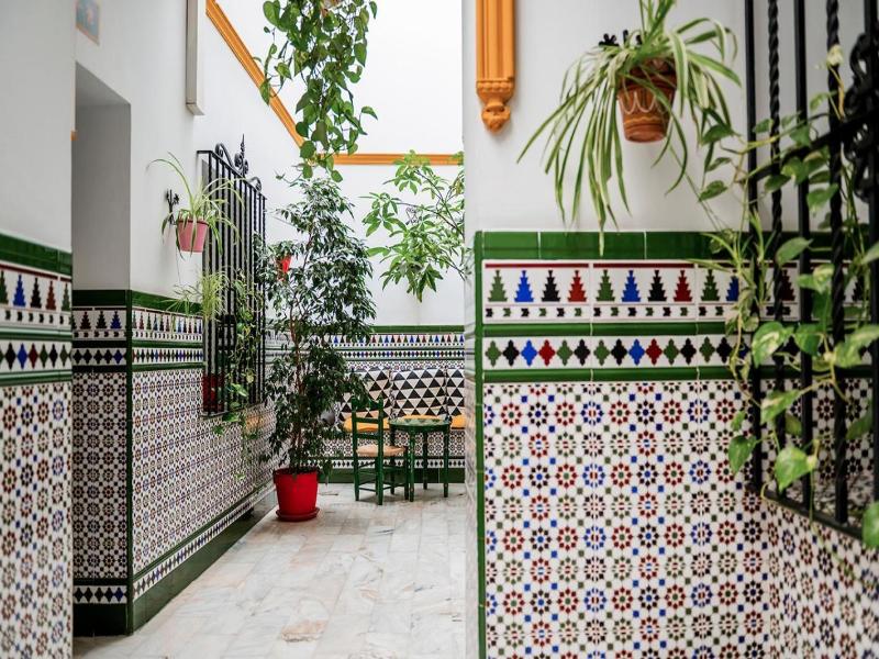 Hostel Triana Backpackers image