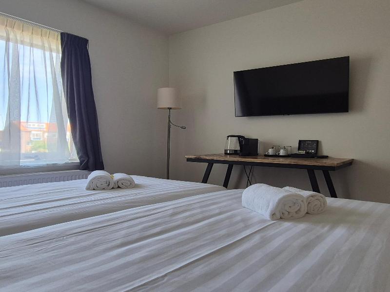 Hotel Den Burg image
