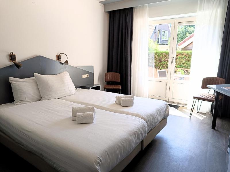 Hotel Den Burg image