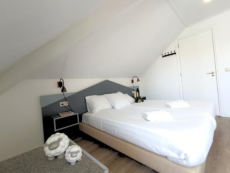 Hotel Den Burg image