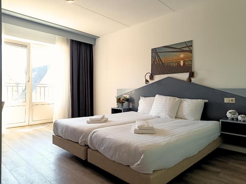 Hotel Den Burg image