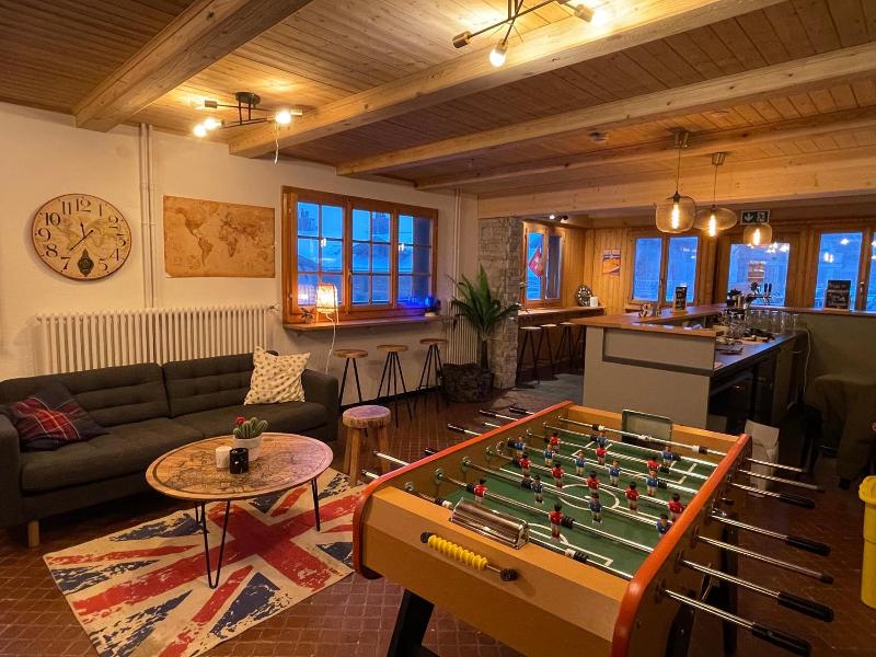 Freeride Hostel Bar image