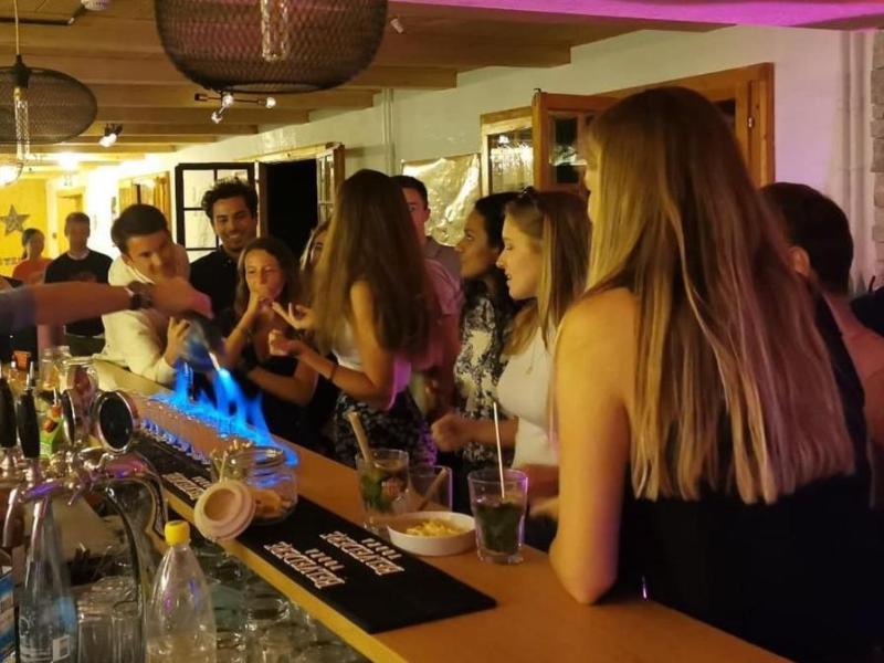 Freeride Hostel Bar image