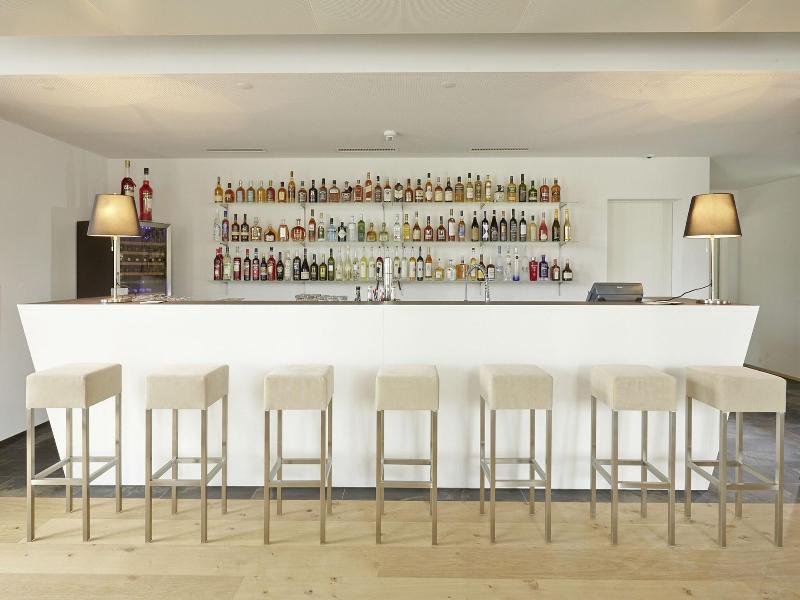 Hotel Ava image