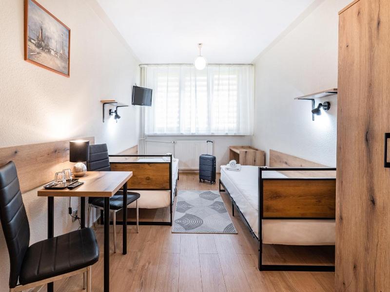Hotel Alf image