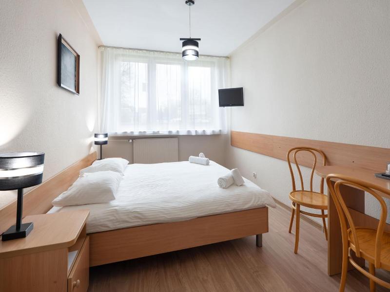 Hotel Alf image