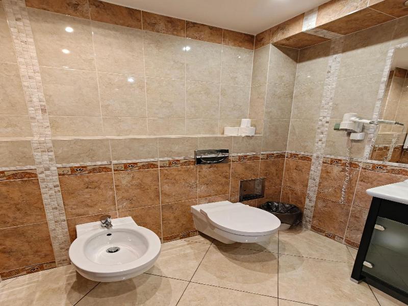 Hotel Alf image