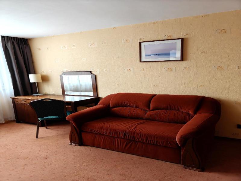 Hotel Alf image