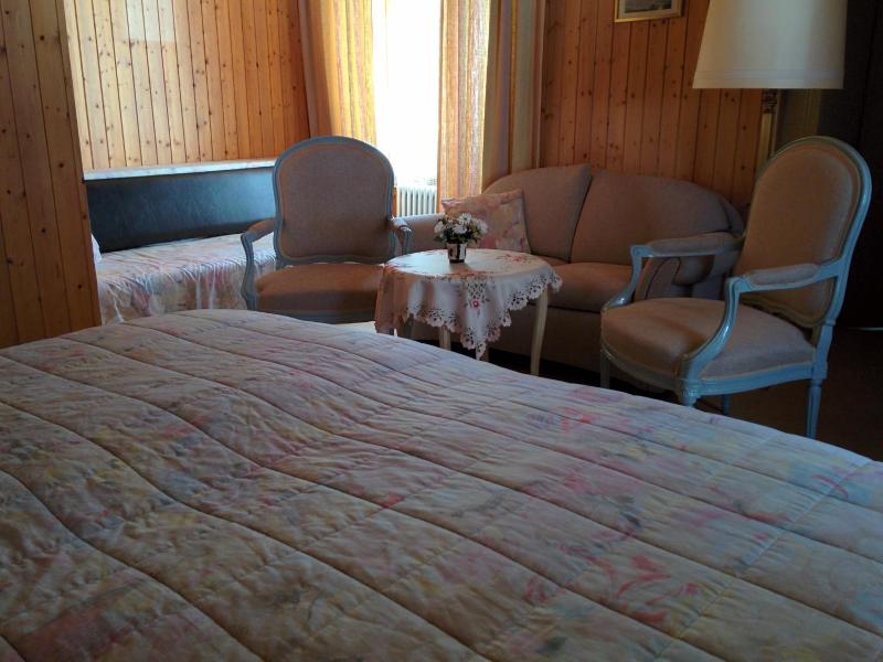 Hotel Croix D Or Et Poste Historisches Hotel image