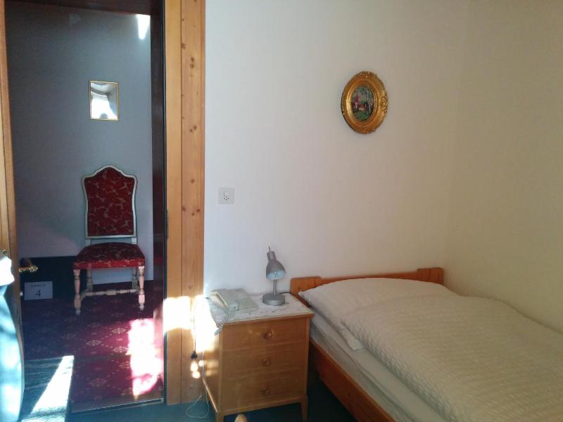 Hotel Croix D Or Et Poste Historisches Hotel image