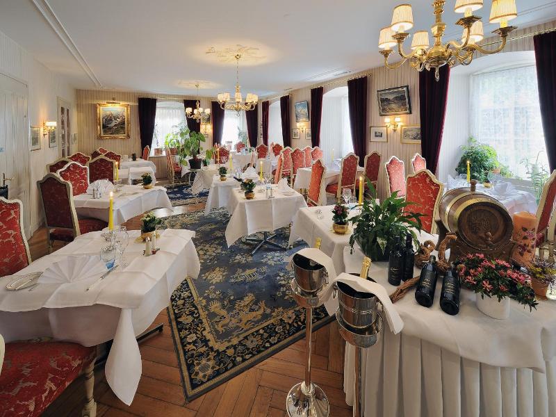 Hotel Croix D Or Et Poste Historisches Hotel image