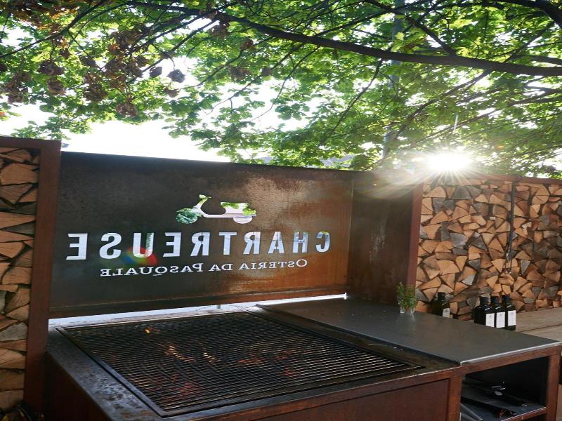 Italian Lifestyle Hotel Osteria Chartreuse image